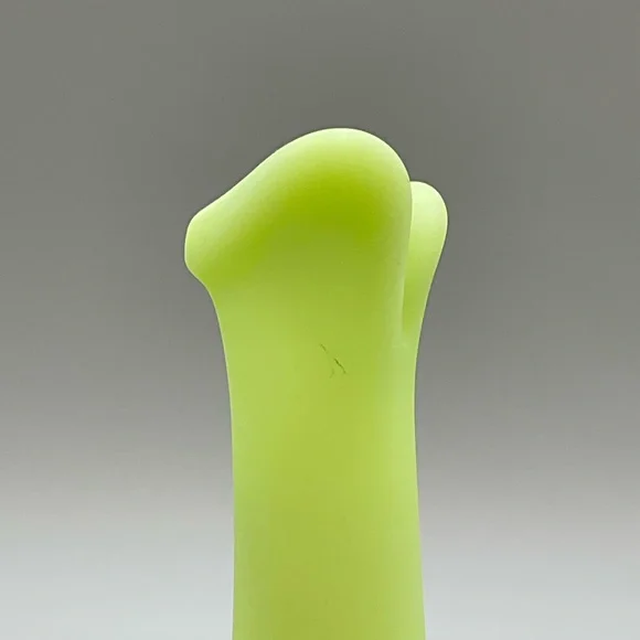Fenton Water Lily Swung Footed Bud Vase Uranium Custard Satin Glass - Picture 7 of 13